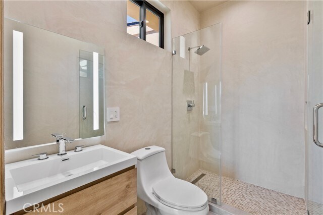 Building Photo - 5935 Yarmouth Ave