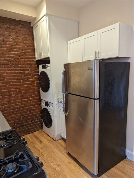 Building Photo - 775 Tremont St