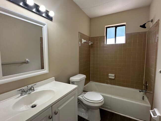 Building Photo - """~132 Stoneybrooks Place