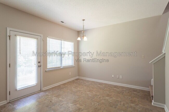 Building Photo - 6925 Paint Rock Ln
