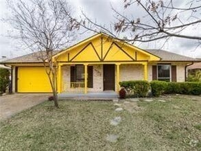 Building Photo - 5214 Spring Lake Dr