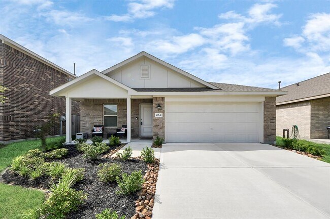 Building Photo - 21641 Balzola Ln