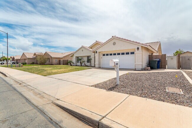 Building Photo - 3481 W 27th Ln