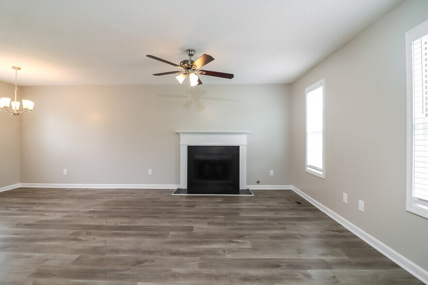 Building Photo - 417 Remington Ct