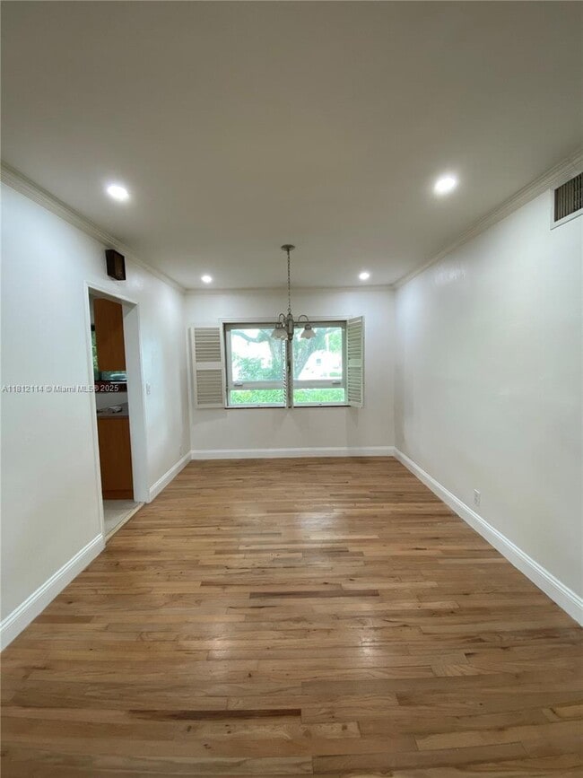 Building Photo - 7620 SW 56th Ave