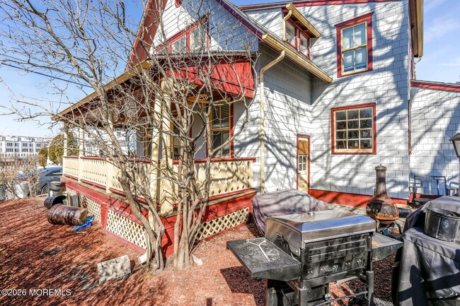 Building Photo - 64 Asbury Ave