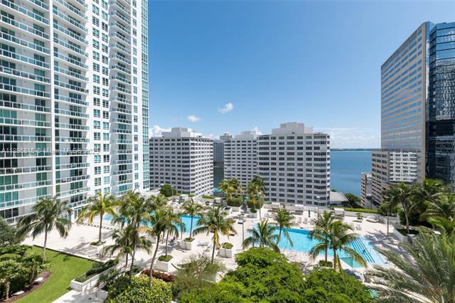 Building Photo - The Plaza 901 Brickell