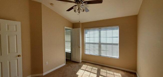 Building Photo - 14105 Christie Dr