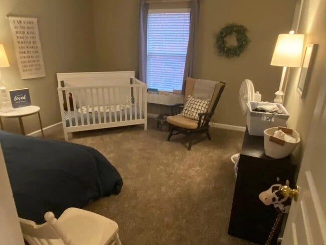 Building Photo - 300 Founders Pointe Blvd