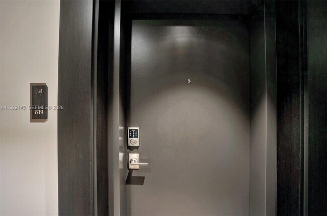 Building Photo - 301 Altara Ave