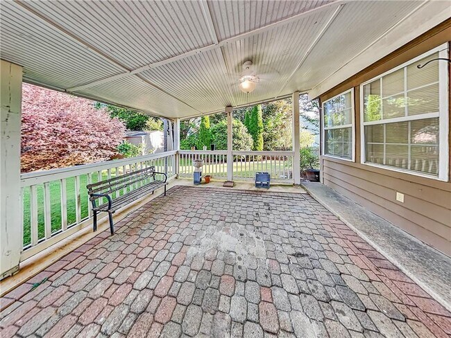 Building Photo - 2755 Ivey Park Dr
