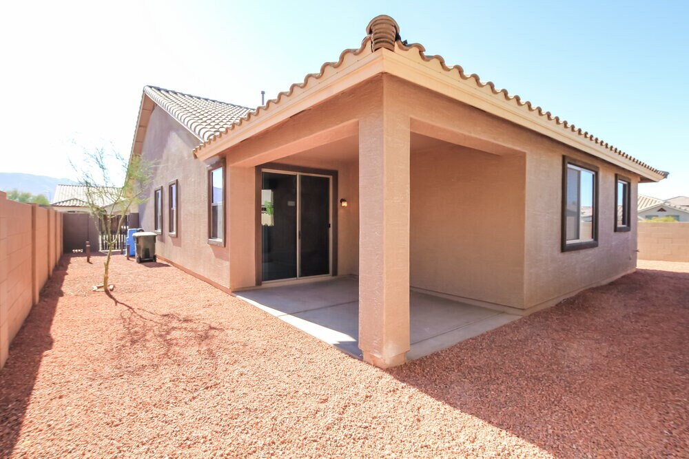 Building Photo - 2534 W Beverly Rd.