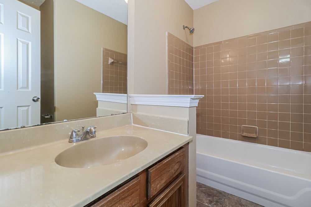 Building Photo - 7101 Market Square Dr