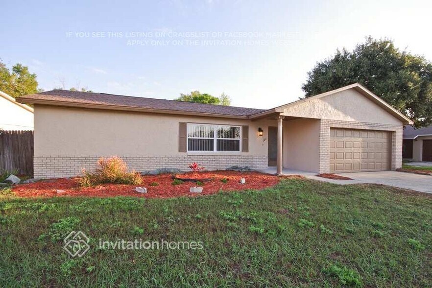 Building Photo - 104 Woodfield Ct