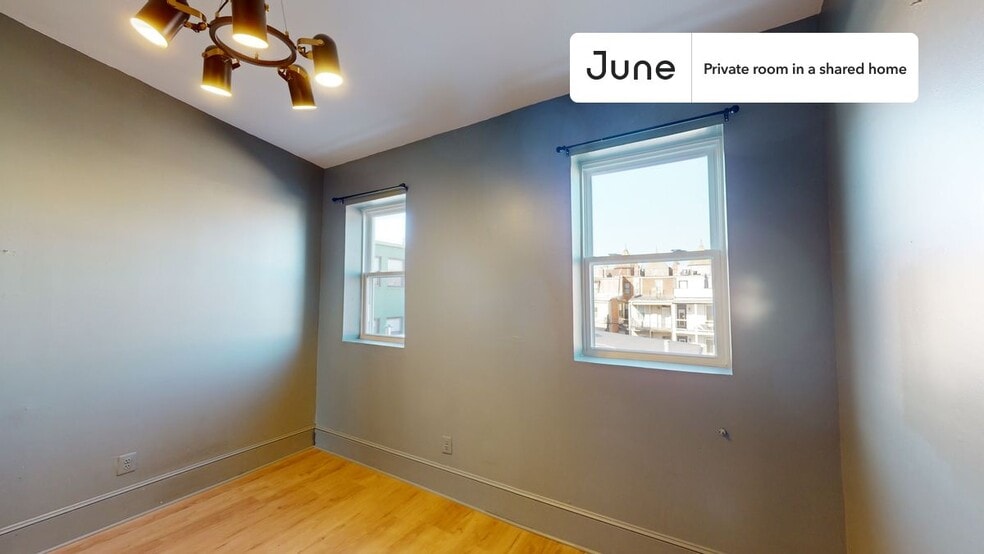 Building Photo - Room in Shared 4 bed/2 bath home