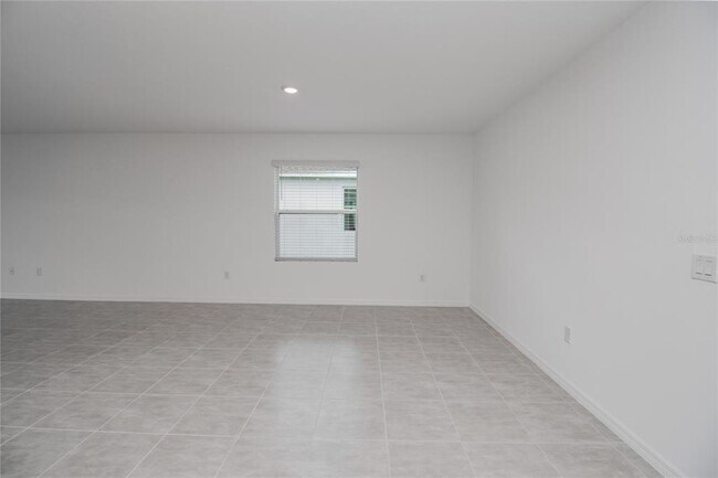 Building Photo - 2068 Babbling Brk Blvd