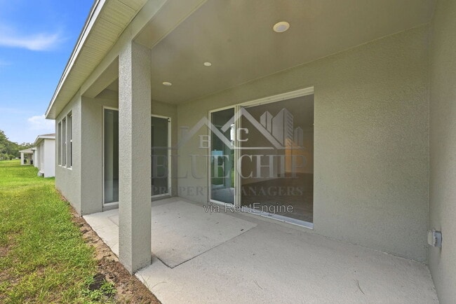 Building Photo - 3048 Country Side Dr