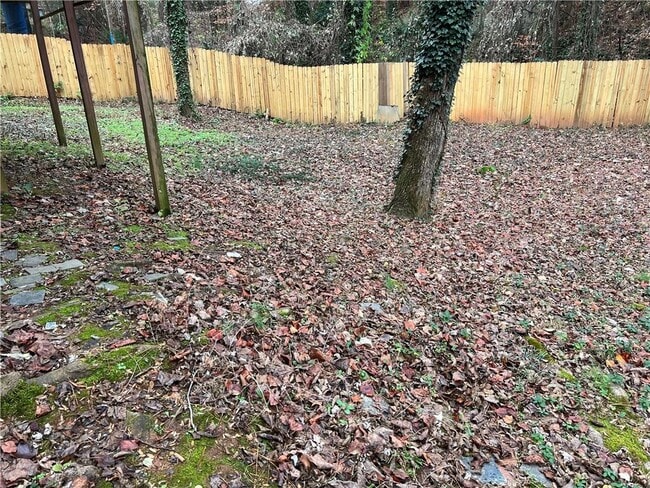 Building Photo - 1422 Kings Ridge Dr NW