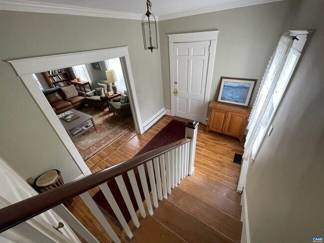 Building Photo - 954 Old Lynchburg Rd