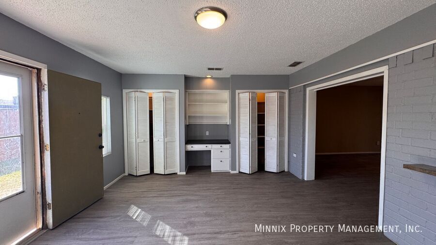 Building Photo - 5741 Duke St