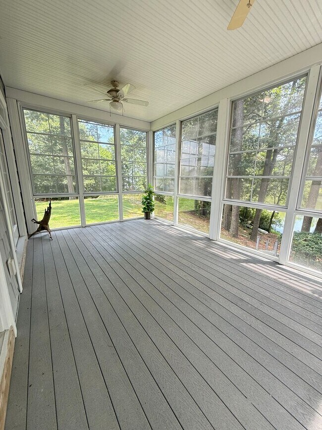 Building Photo - 142 Riverview Plantation Dr