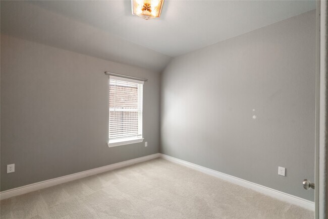 Building Photo - 67 Pioneer Canyon Pl