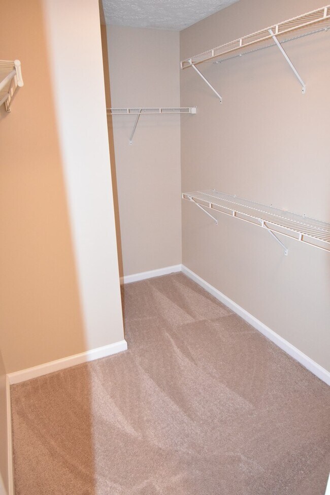 Building Photo - 5607 Walking Trail Way