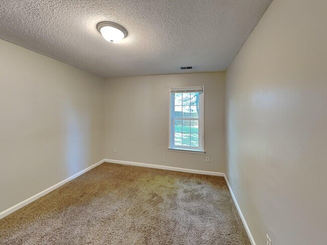 Building Photo - 6623 Cherry Bark Dr
