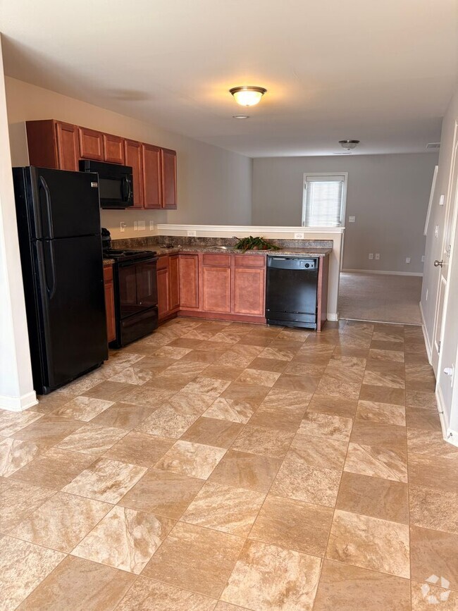 Building Photo - 3979 Village Park Ct