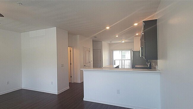 Building Photo - 5520 Angel Fish Ct