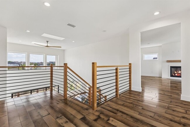 Building Photo - 288 Smoke Tree Cir