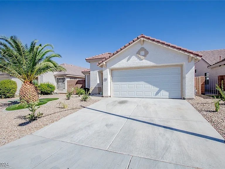 Building Photo - 5554 Merriweather Dr