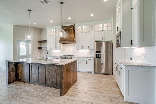 Building Photo - 1221 Crown Valley Dr