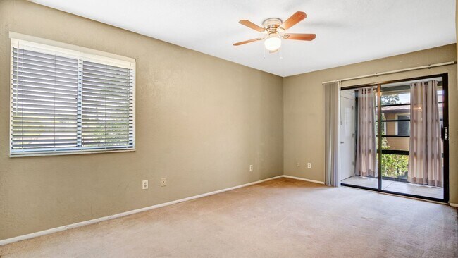Building Photo - 6019 Scotchwood Glen