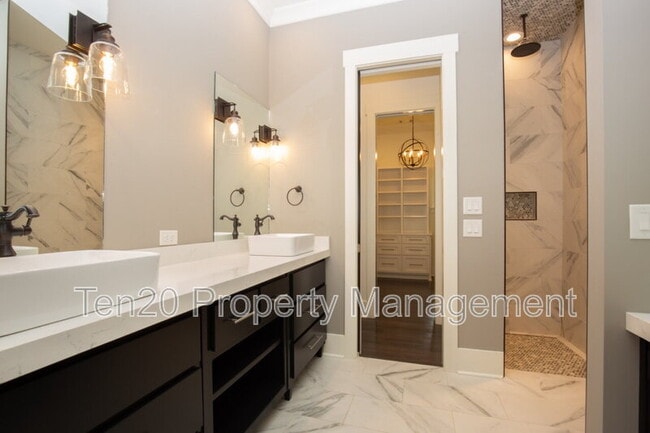 Building Photo - 1 Millington Ct