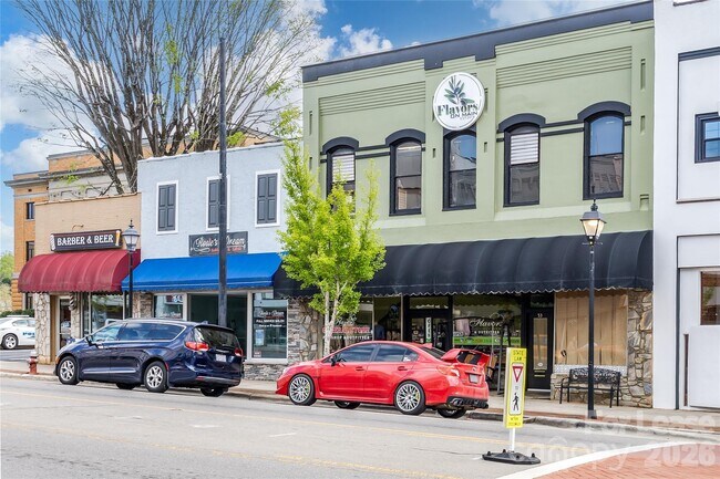 Building Photo - 138 S Main St
