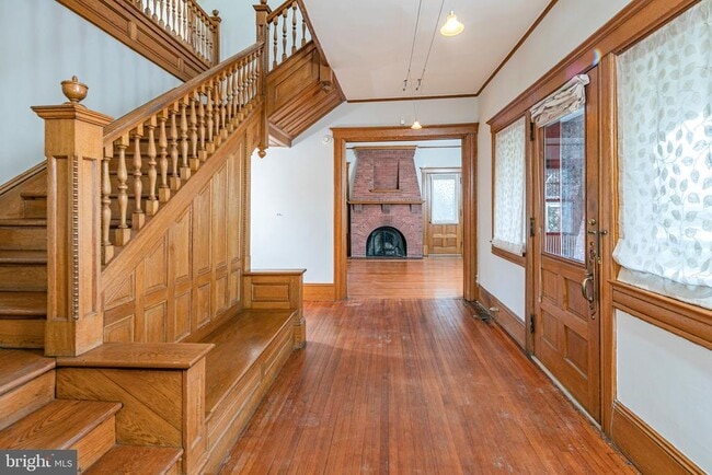 Building Photo - 54 Hodge Rd