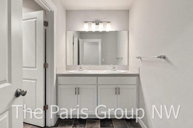 Building Photo - 2122 83rd Ave E