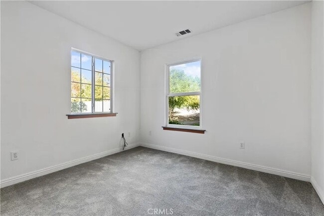 Building Photo - 107 Capitol Hill Dr