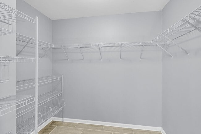 Building Photo - 7478 Hawks Cir