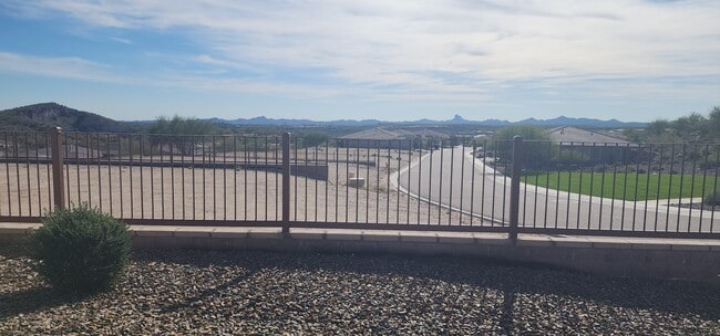 Building Photo - 3185 Blue Agave Ln