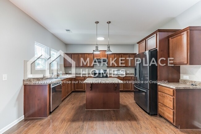 Building Photo - 115 Rawlins Dr