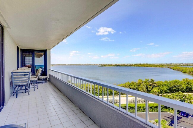 Building Photo - 5550 N Ocean Dr