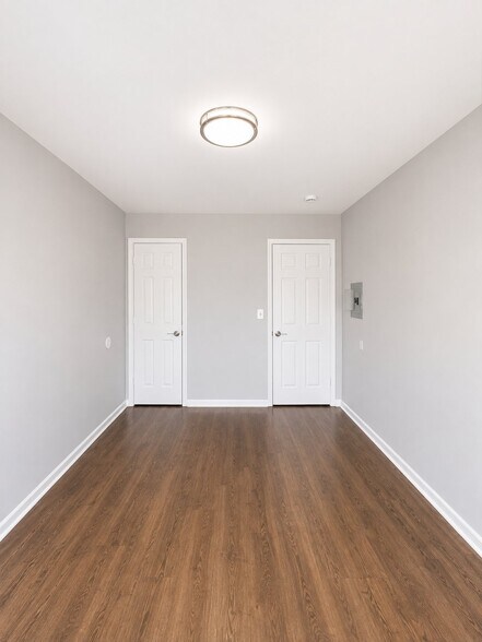 Building Photo - 377 Clinton Pl