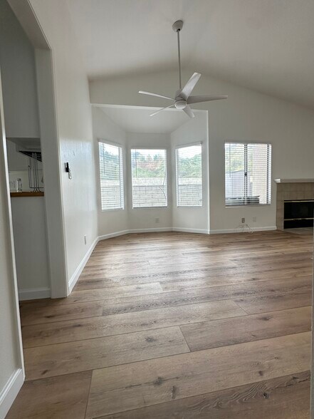 Building Photo - 22930 Banyan Pl