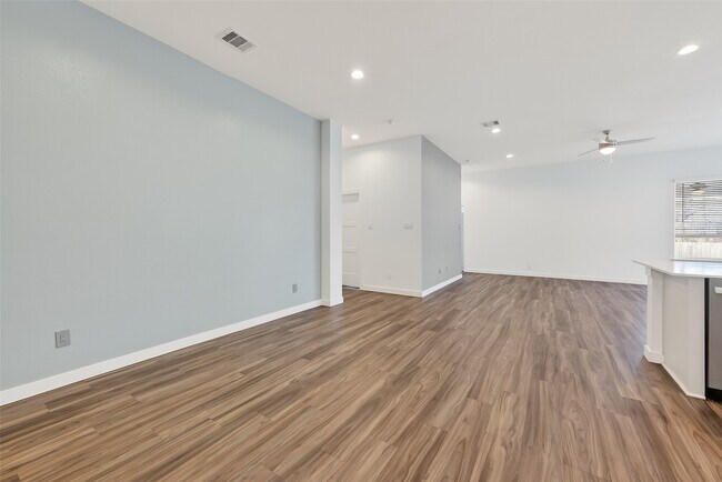 Building Photo - 13304 Big Sky Ct