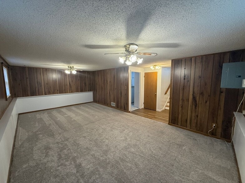 Building Photo - 3415 Collegiate Ct