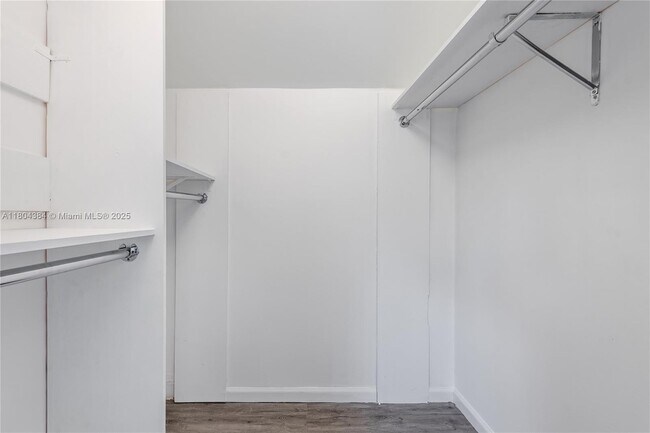 Building Photo - 5800 Rambler Rose Way