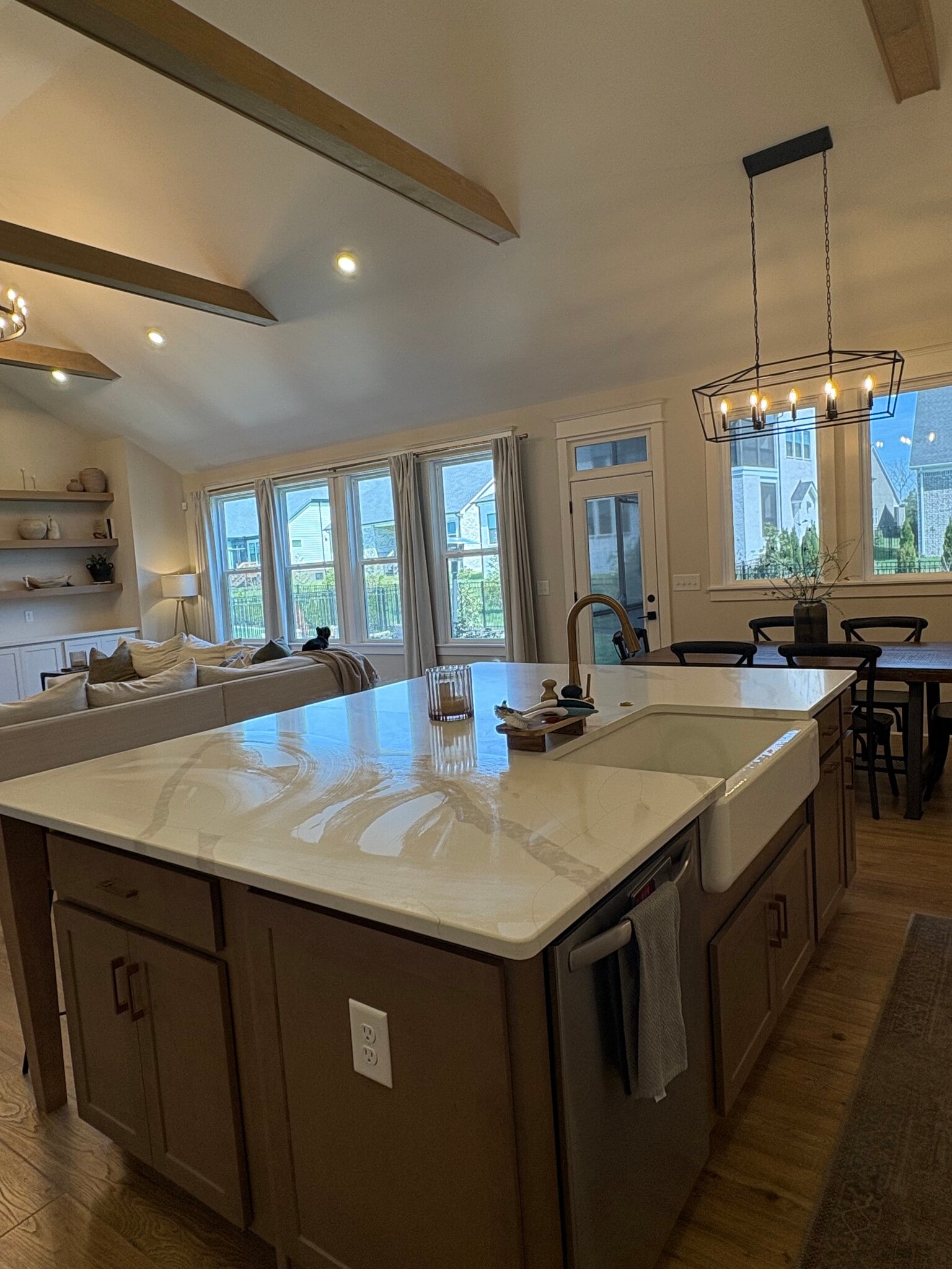 Building Photo - 5052 High Park Hill Dr