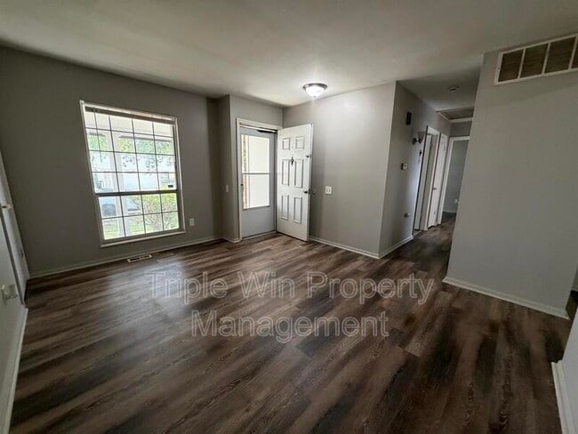 Building Photo - 11841 Del Rosa Way